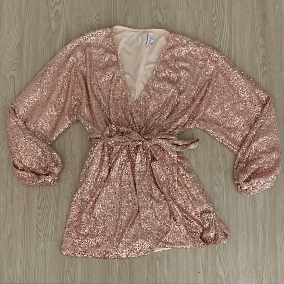 Princess polly sequin long sleeve mini dress nwot - Picture 4 of 4